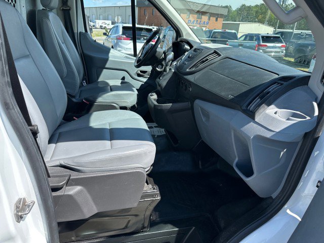 Used 2017 Ford Transit 250 130 Low Roof image 29