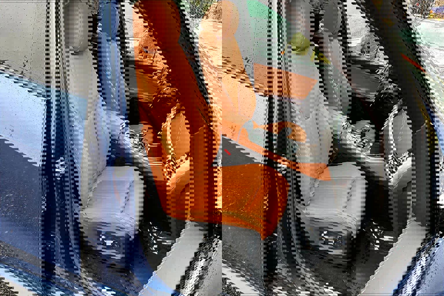 Used 2021 BMW X5 xDrive40i w/ M Sport Package image 8