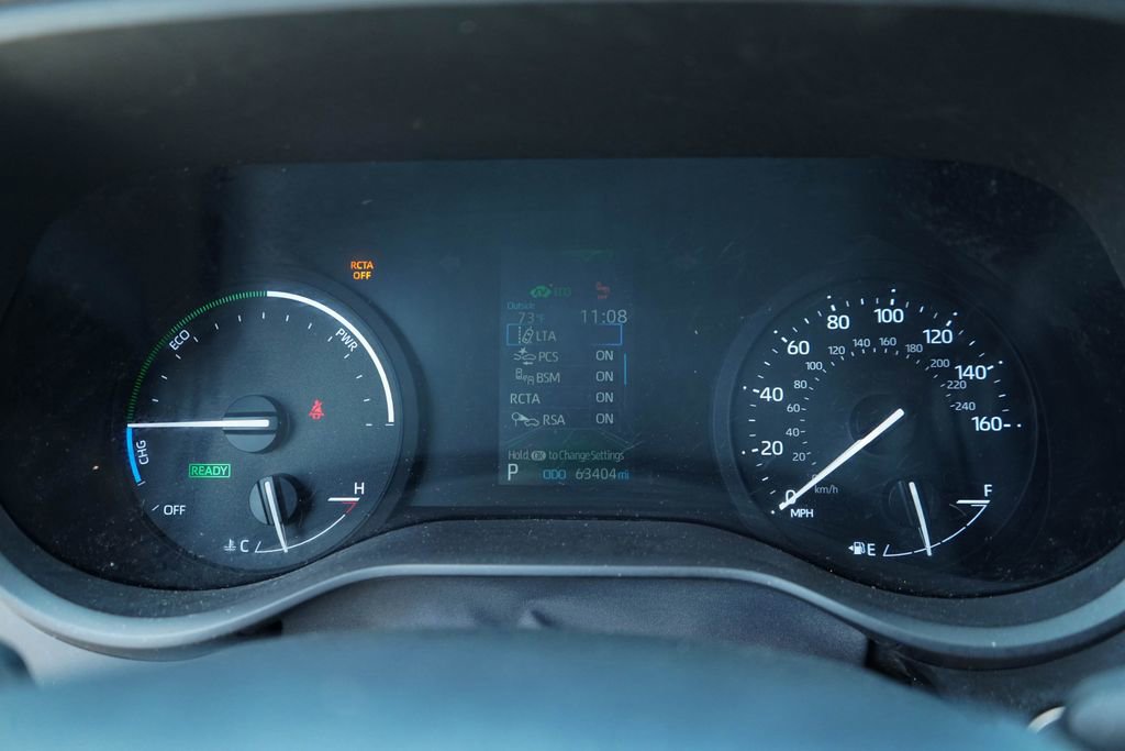 Used 2024 Toyota Sienna LE image 6