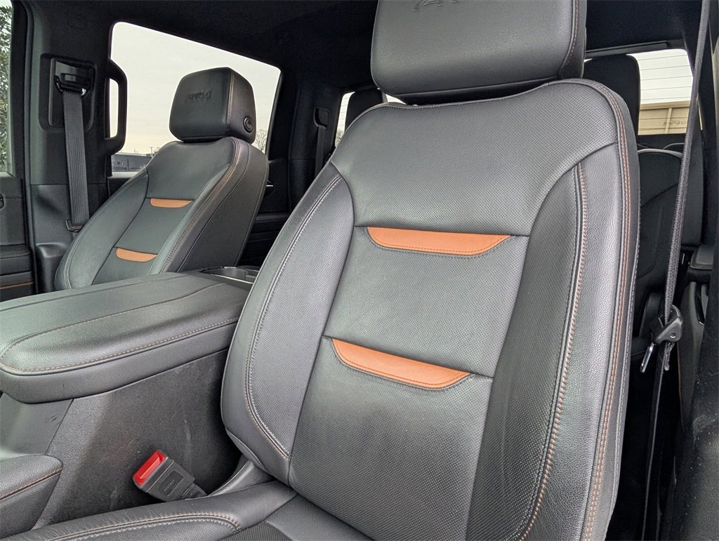 Used 2023 GMC Sierra 1500 AT4 w/ AT4 Premium Package image 21