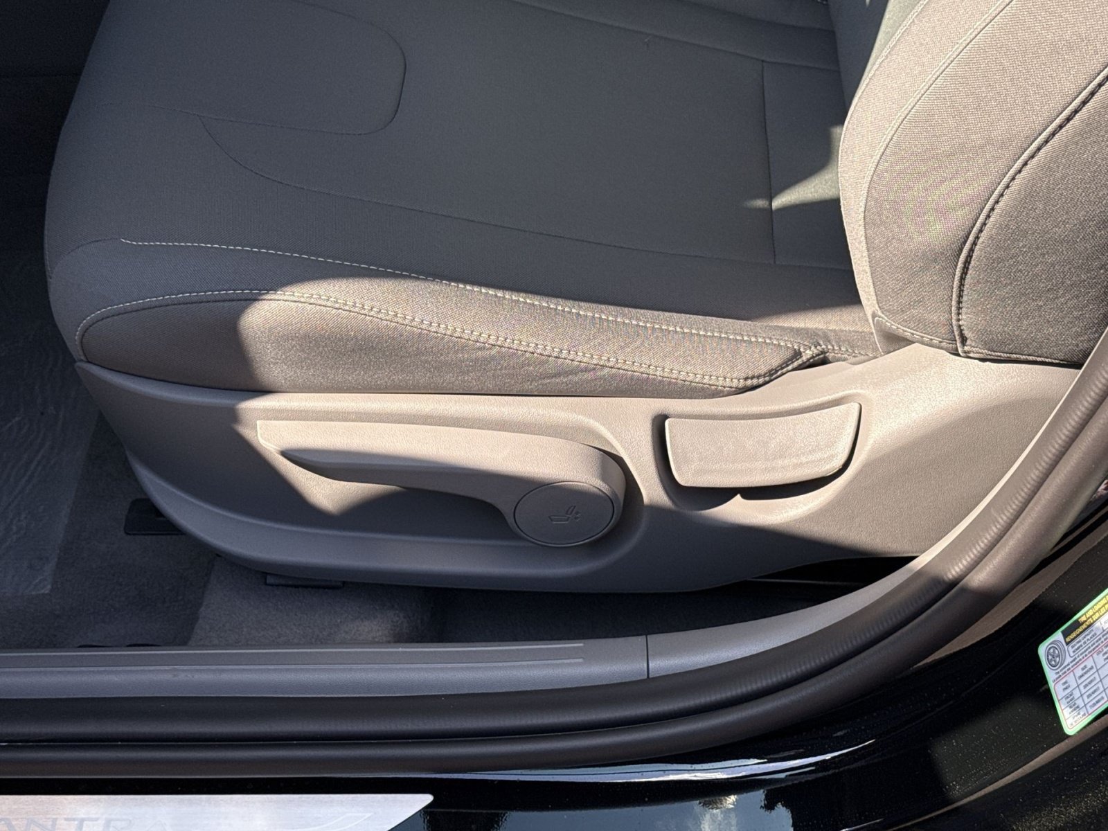 New 2026 Hyundai Elantra SEL Sport Premium FWD image 28