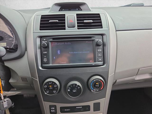 Used 2013 Toyota Corolla LE FWD image 13