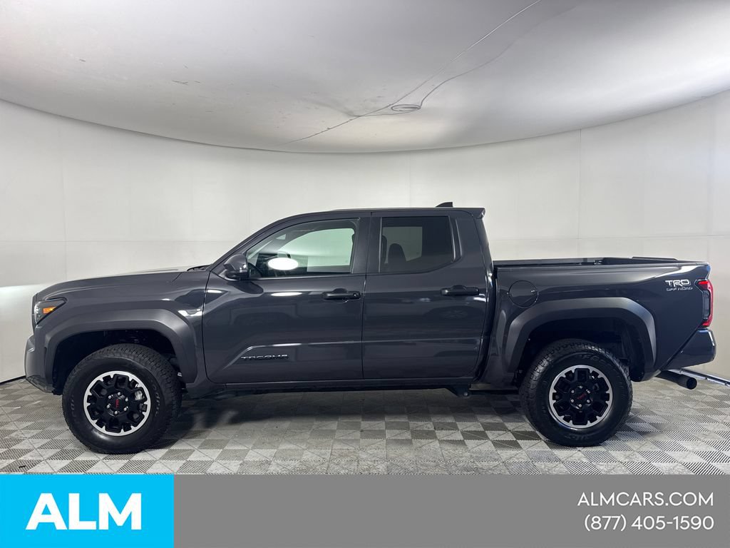 Used 2025 Toyota Tacoma TRD Off-Road AWD/4WD image 10