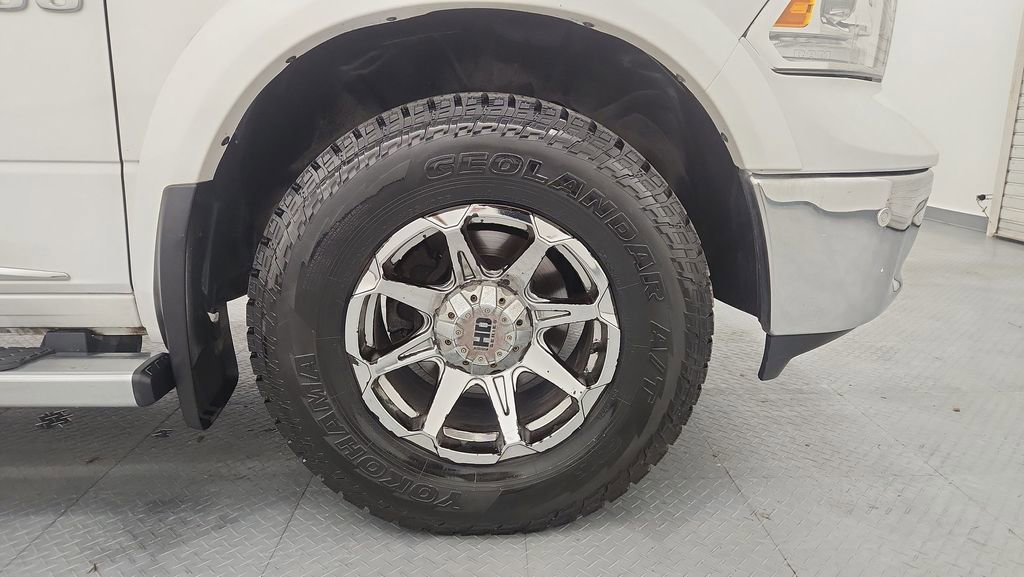 Used 2017 RAM 1500 Limited image 13