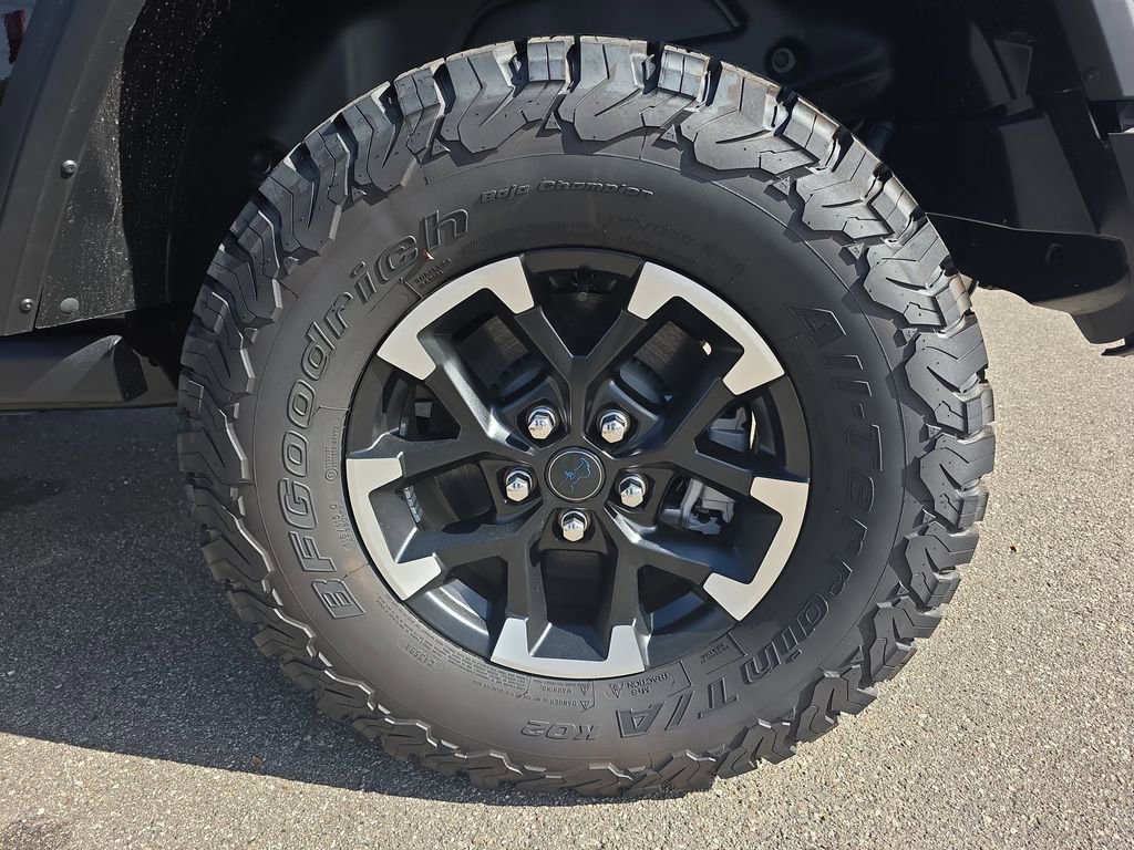 New 2025 Jeep Wrangler Unlimited Rubicon 4xe w/ Technology Group AWD/4WD image 32