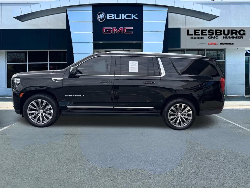 Used 2021 GMC Yukon XL Denali w/ Denali Premium Package AWD/4WD image 4
