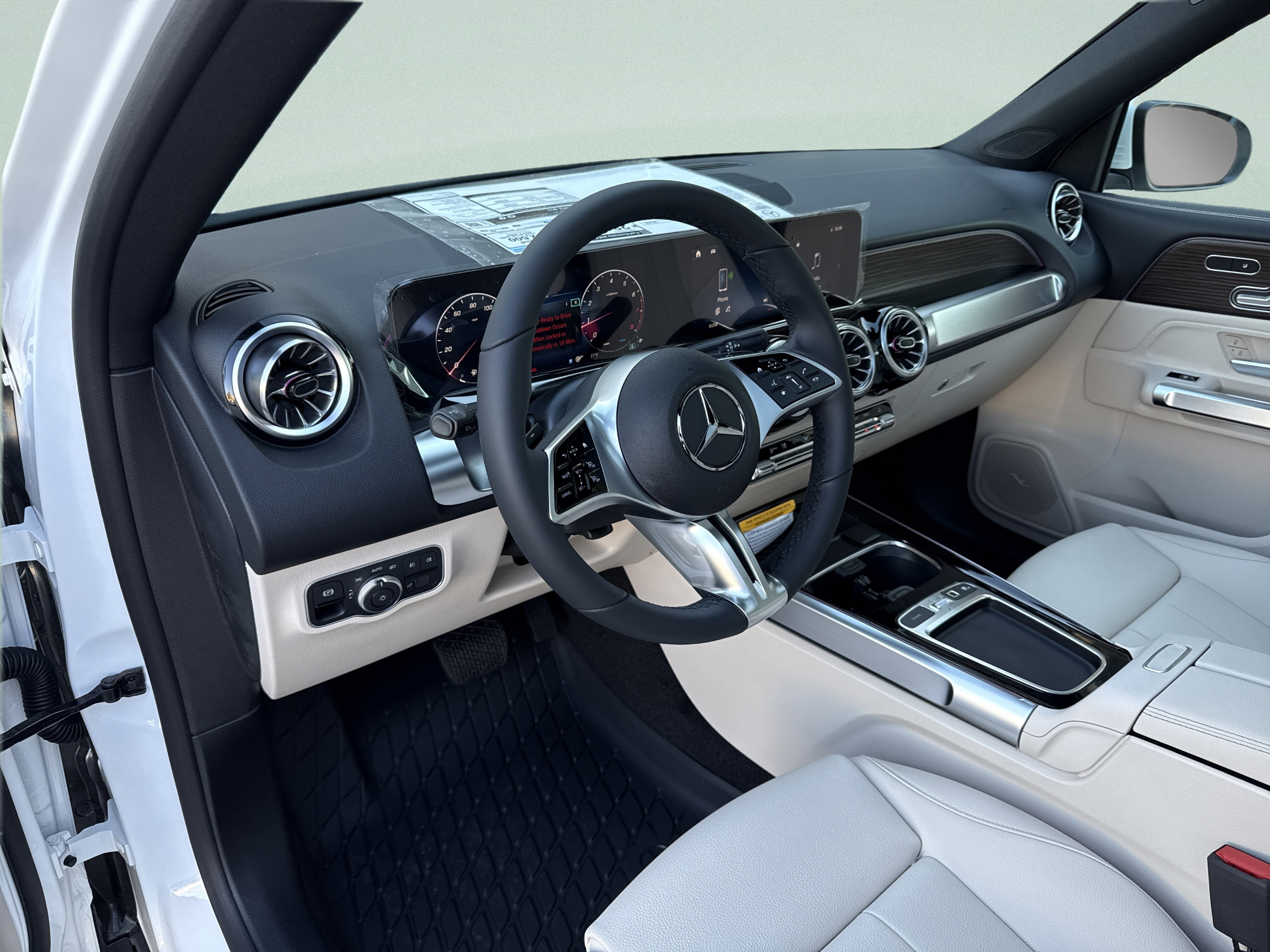 Certified 2026 Mercedes-Benz GLB 250 image 19