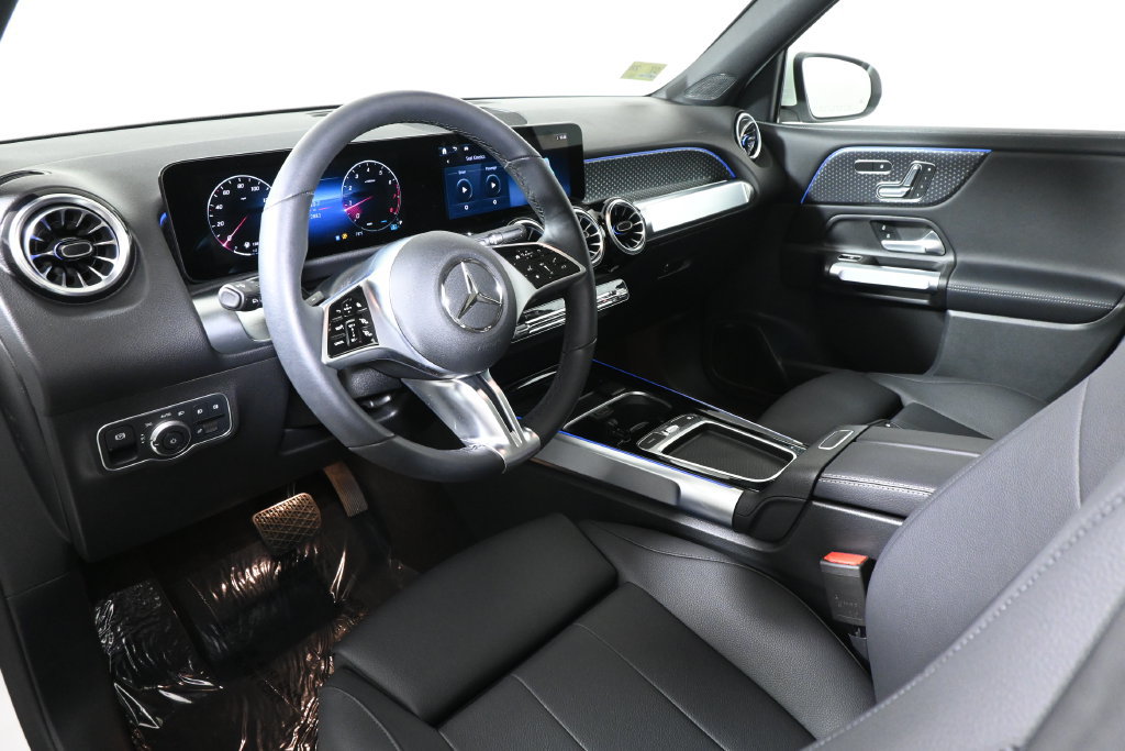 Certified 2026 Mercedes-Benz GLB 250 4MATIC image 15