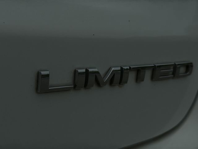 Used 2024 Jeep Compass Limited AWD/4WD image 32