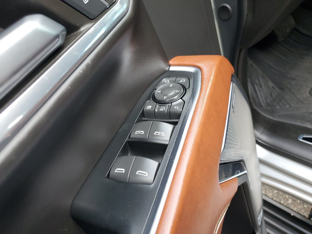 Used 2024 GMC Sierra 2500 Denali Ultimate AWD/4WD image 18