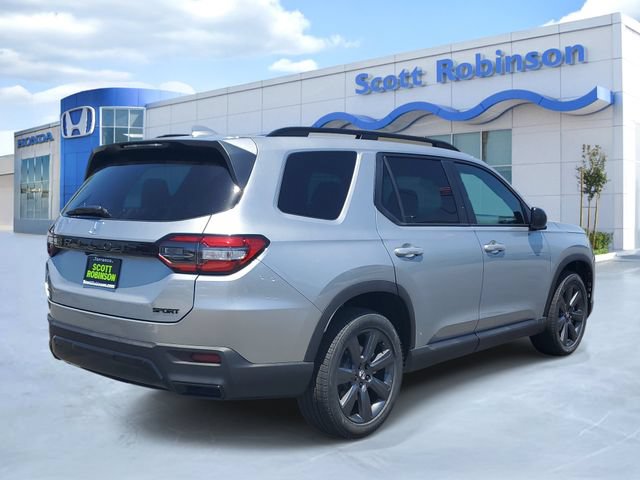 New 2026 Honda Pilot Sport image 4