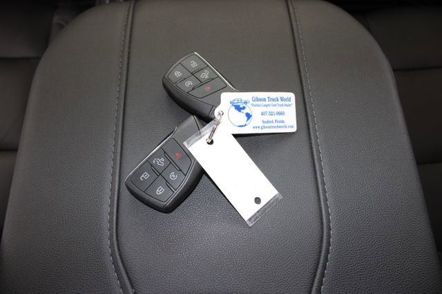 Used 2025 Chevrolet Silverado 3500 LT image 29