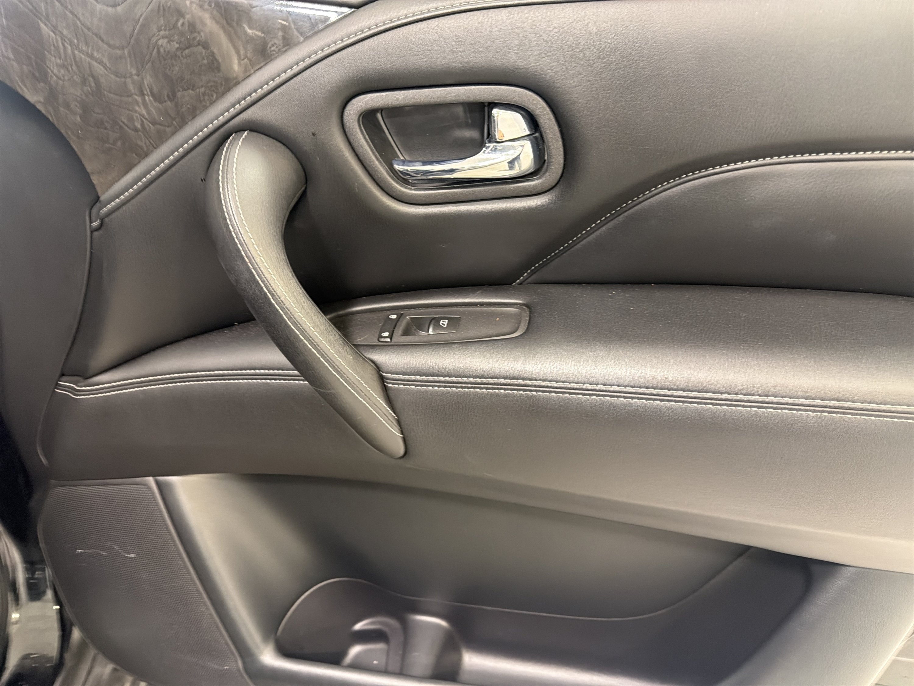Used 2020 INFINITI QX80 Luxe w/ Proassist Package RWD image 16