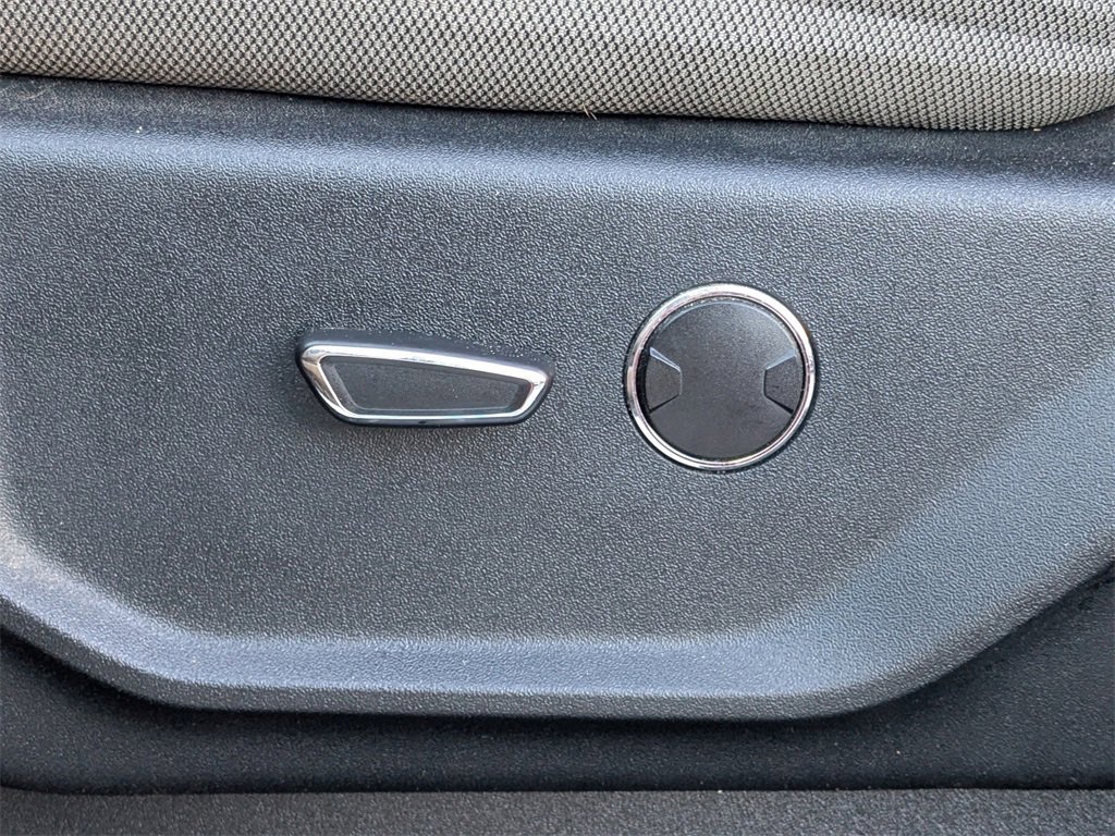 Used 2019 Ford F250 XLT w/ XLT Value Package image 19