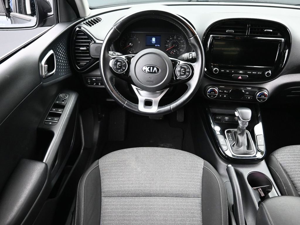 Used 2020 Kia Soul EX image 11