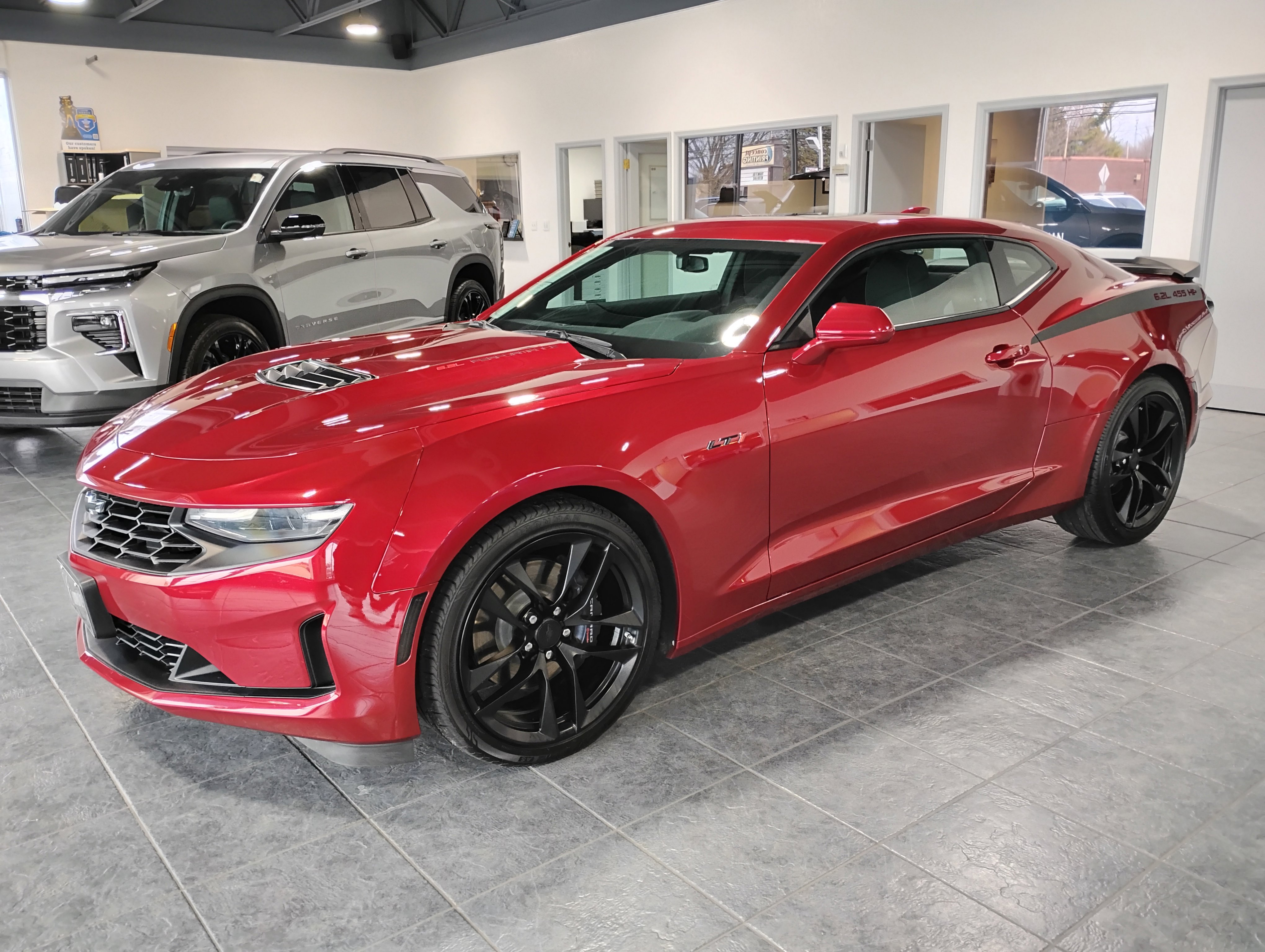 Used 2023 Chevrolet Camaro LT w/ Technology Package RWD image 3