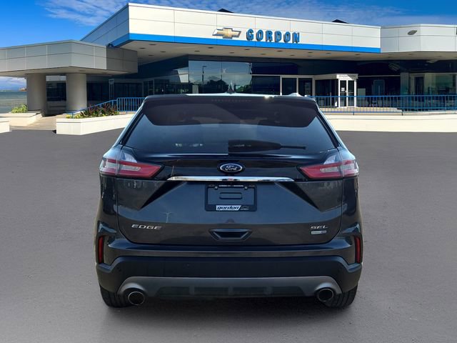 Used 2020 Ford Edge SEL w/ Convenience Package image 4