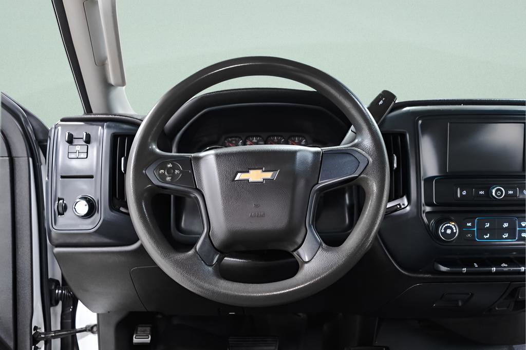 Used 2016 Chevrolet Silverado 3500 W/T w/ WT Convenience Package AWD/4WD image 9