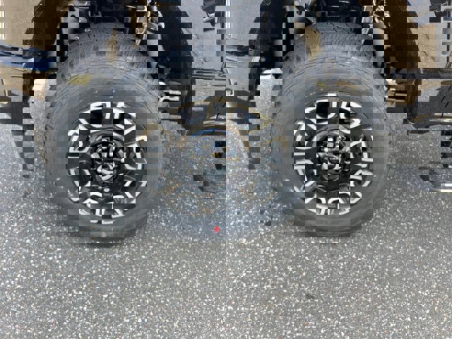 New 2025 Ford F350 Platinum w/ FX4 Off-Road Package image 29