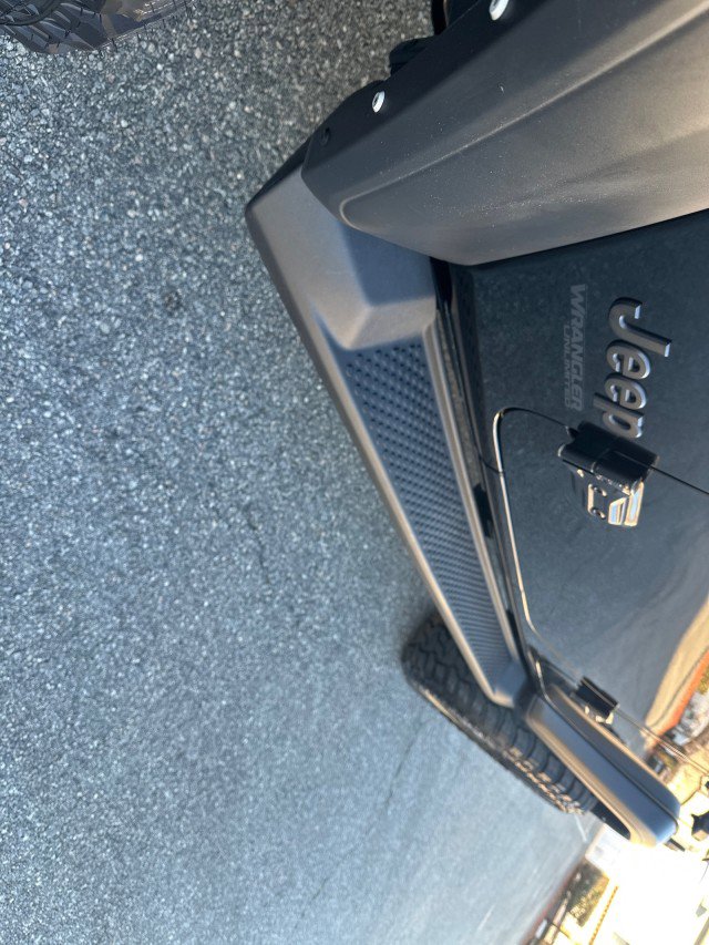 Used 2022 Jeep Wrangler Unlimited Sport image 11