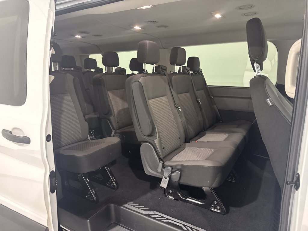 Used 2024 Ford Transit 350 XLT RWD image 21
