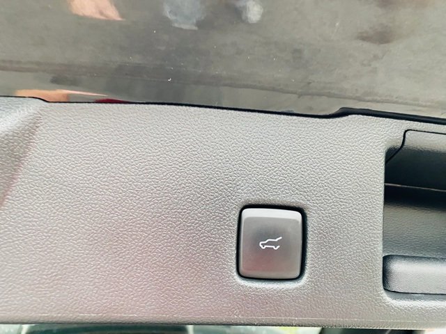 Used 2023 Ford Escape Platinum image 11