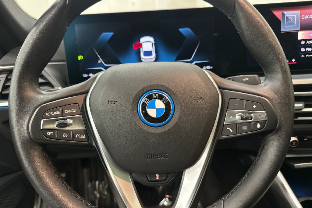 Used 2023 BMW i4 eDrive40 w/ Premium Package RWD image 26