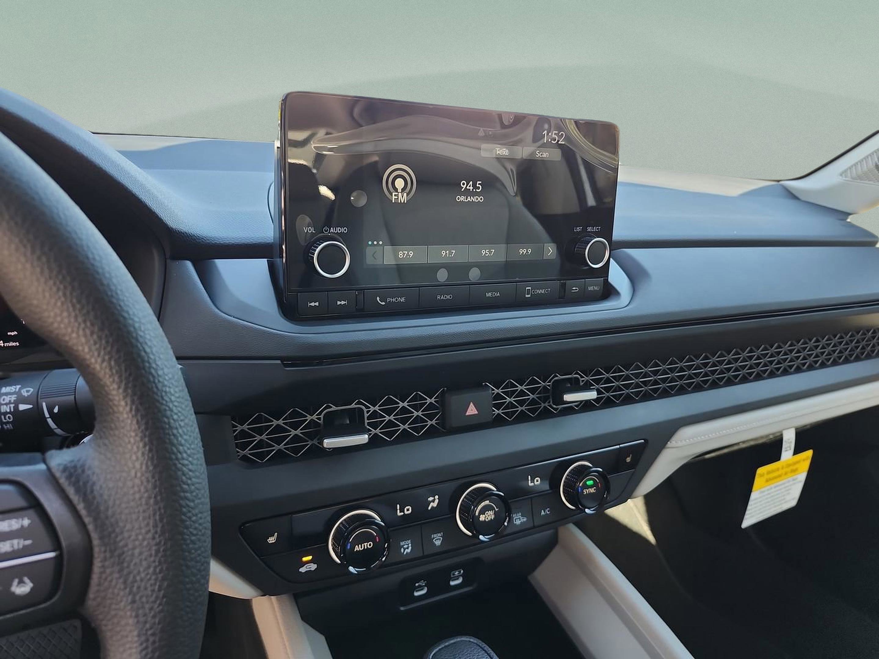 New 2025 Honda Accord SE image 12