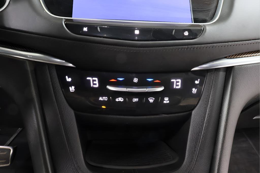 Used 2020 Cadillac XT5 Sportv w/ Platinum Package AWD/4WD image 11