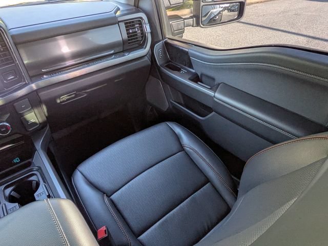 Used 2026 Ford F350 Lariat w/ Black Appearance Package AWD/4WD image 17
