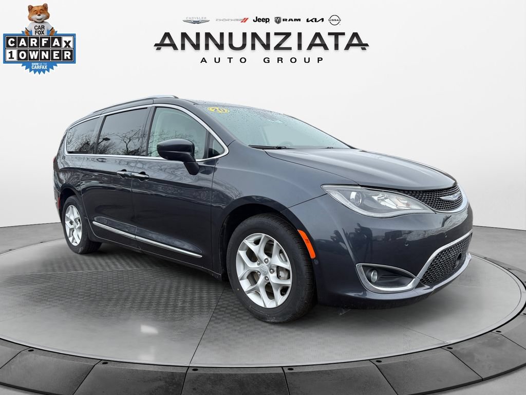 Used 2020 Chrysler Pacifica Touring-L Plus w/ Tire & Wheel Group FWD image 7