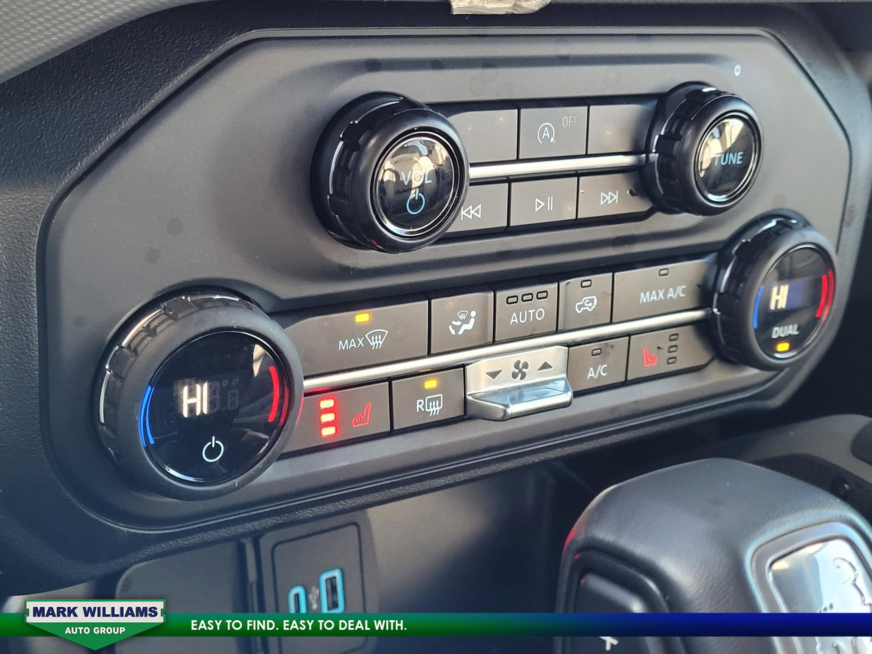 Used 2024 Ford Bronco Big Bend w/ Sasquatch Package image 20