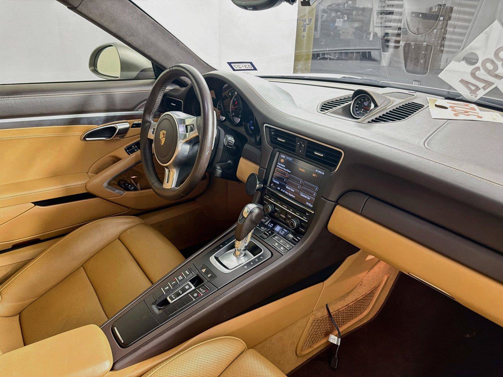Used 2015 Porsche 911 Turbo AWD/4WD image 29