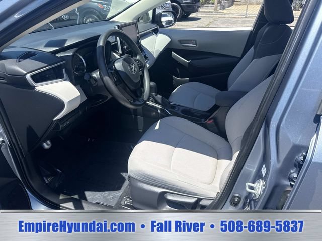 Used 2021 Toyota Corolla LE w/ LE Convenience Package FWD image 18