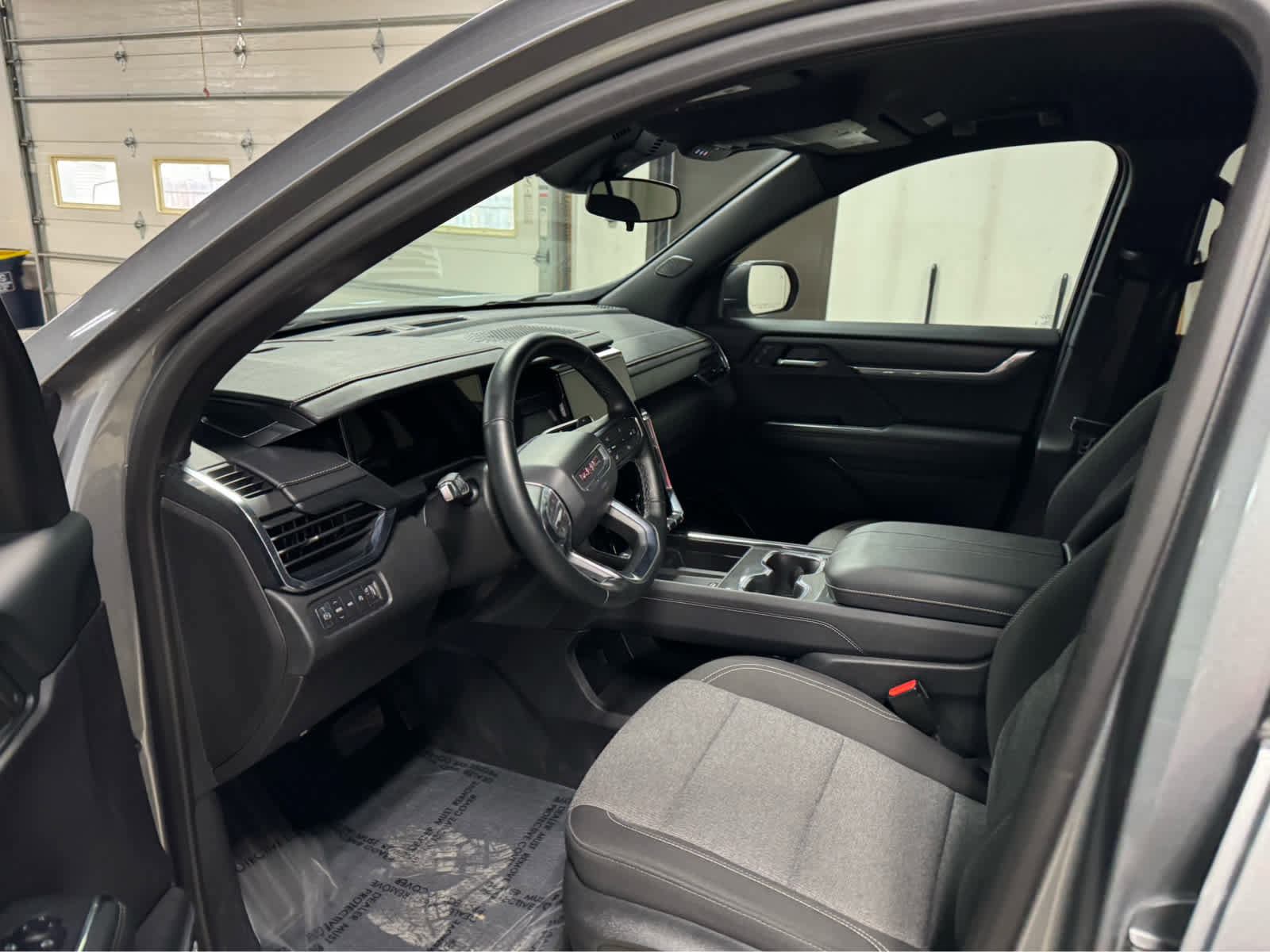 Certified 2025 GMC Acadia Elevation image 15