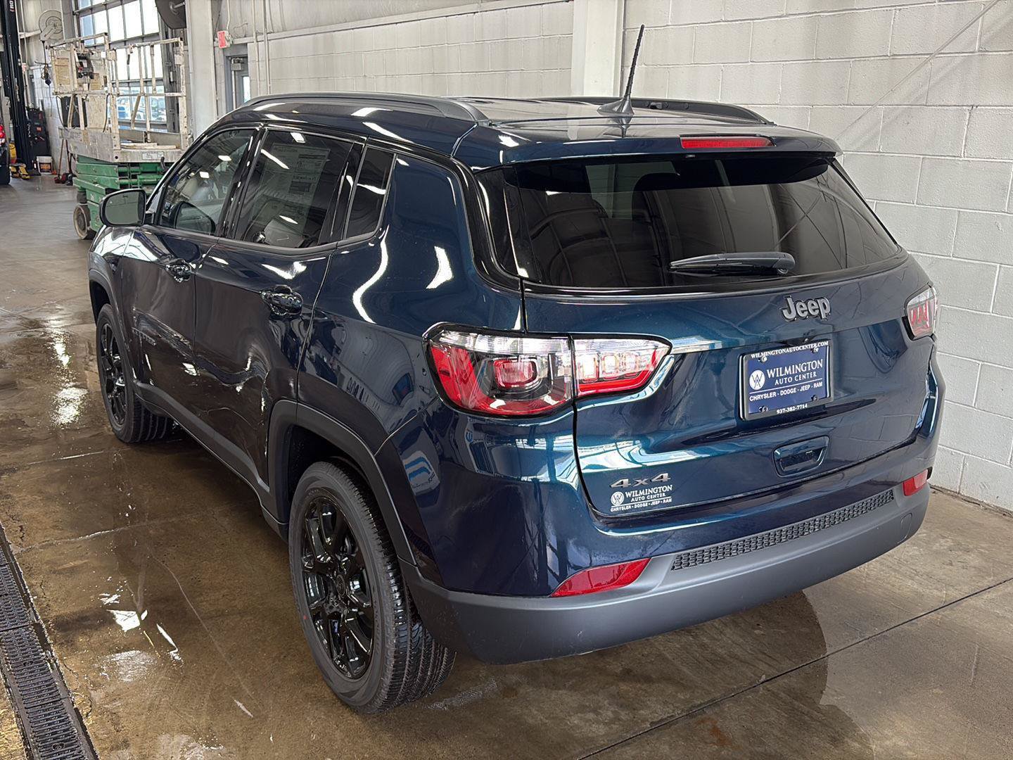 New 2026 Jeep Compass Latitude AWD/4WD image 37