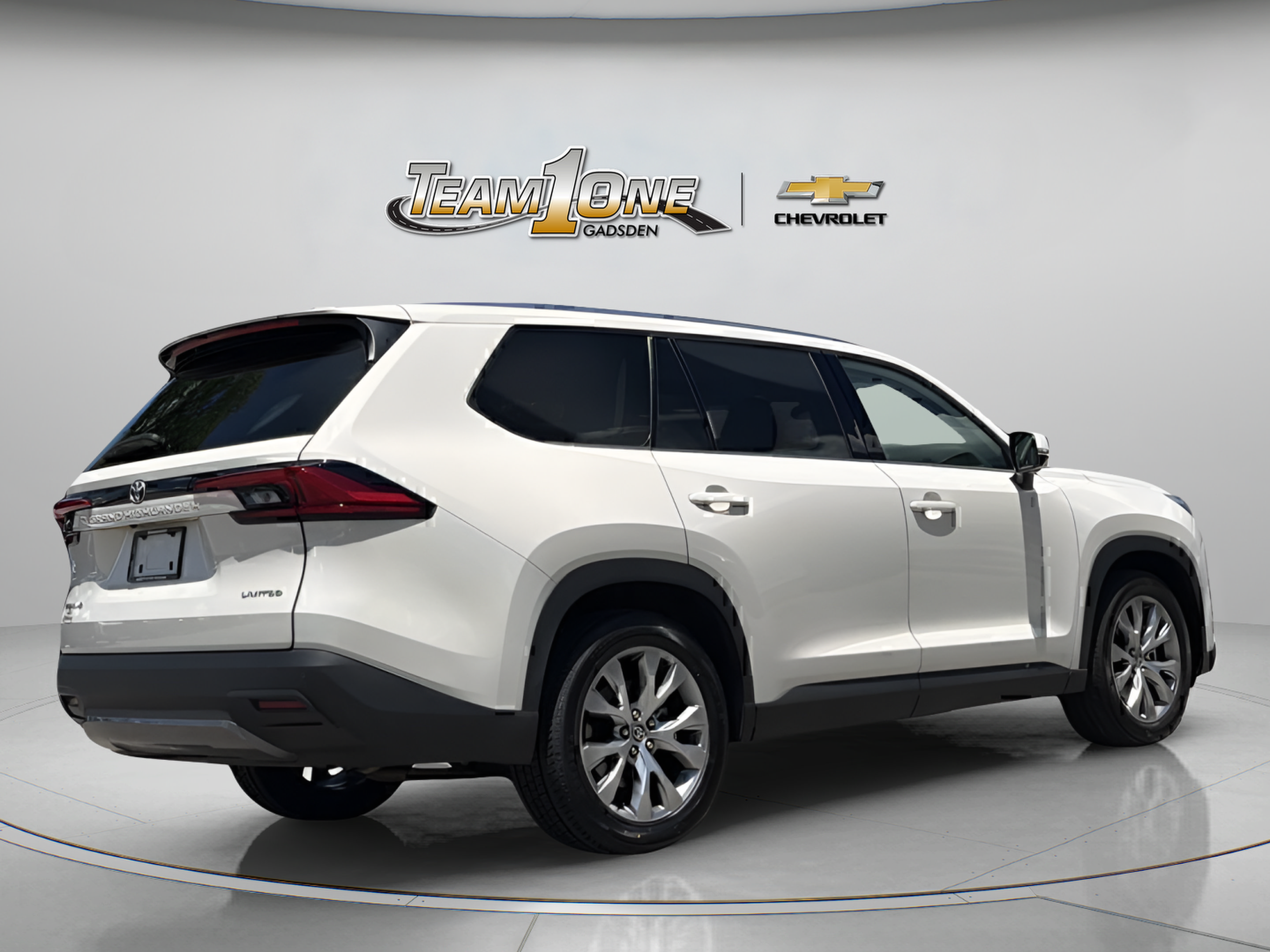 Used 2024 Toyota Grand Highlander AWD Hybrid image 8