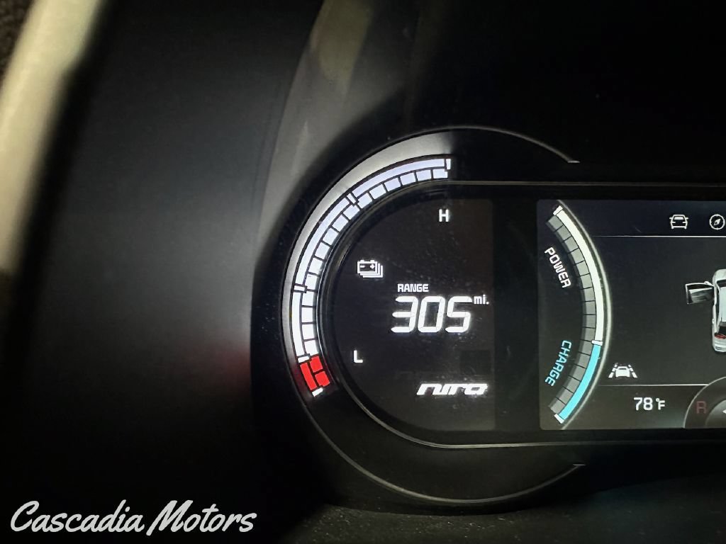 Used 2019 Kia Niro EX Premium w/ Cold Weather Package 1.0 FWD image 17