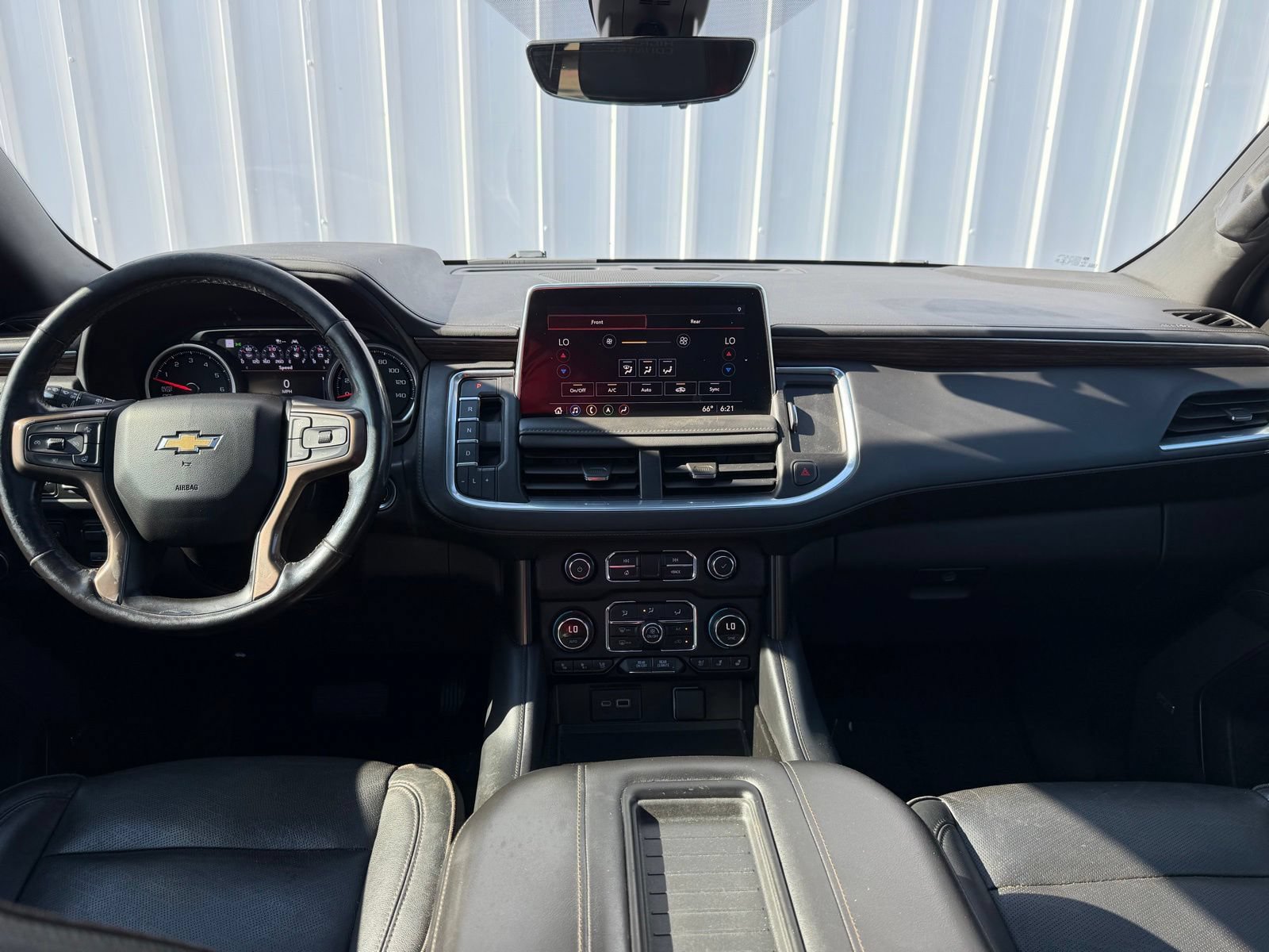 Used 2021 Chevrolet Tahoe High Country w/ Premium Package RWD image 8