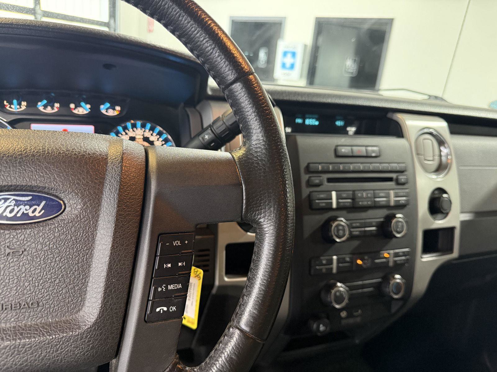 Used 2012 Ford F150 XLT w/ XLT Chrome Pkg AWD/4WD image 14
