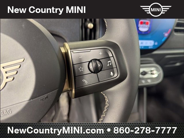 Certified 2025 MINI Cooper 2-Door Hardtop image 22