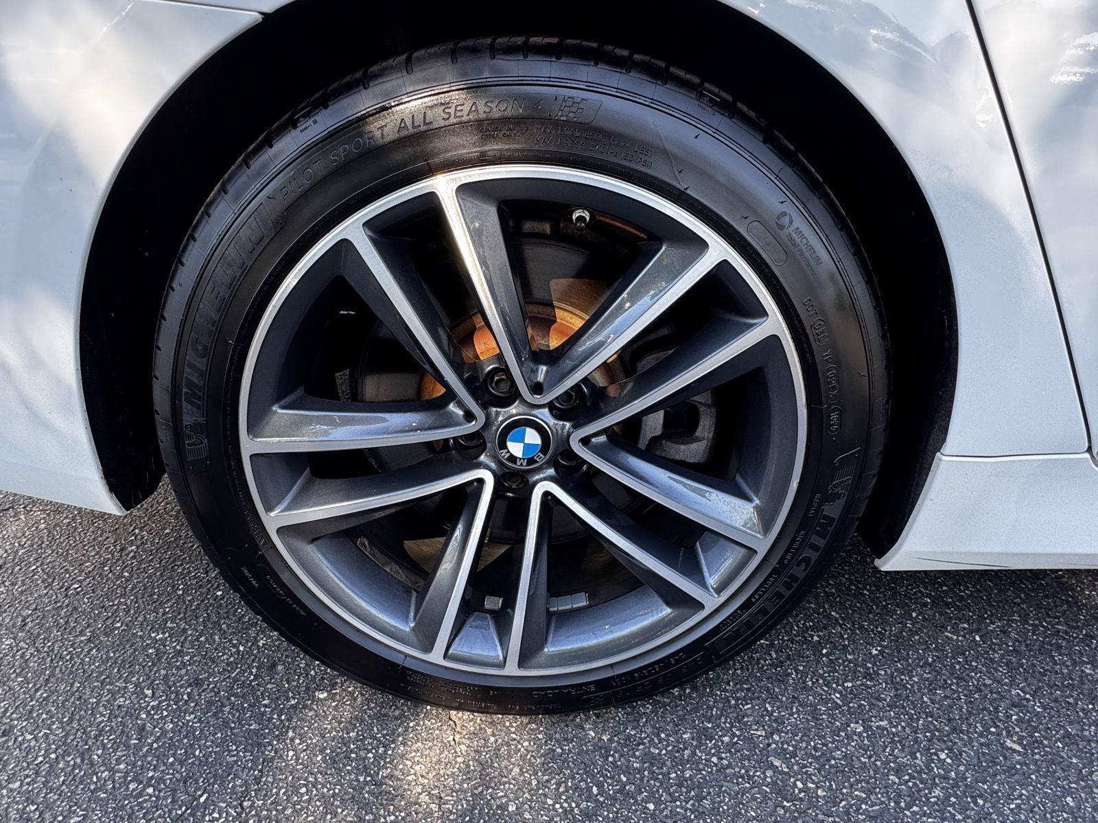 Used 2022 BMW 750i xDrive w/ Executive Package AWD/4WD image 10