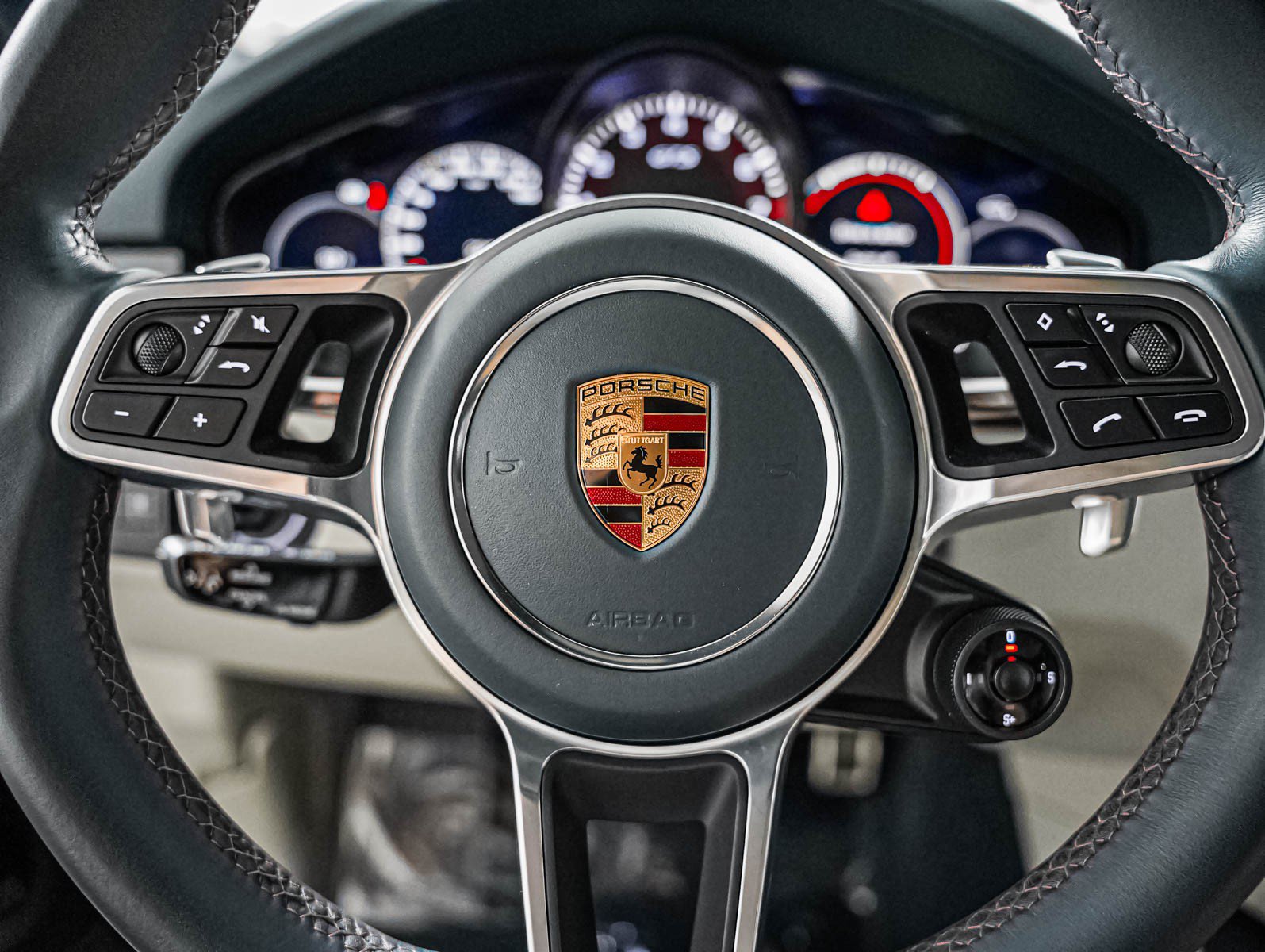 Certified 2023 Porsche Cayenne GTS AWD/4WD image 17