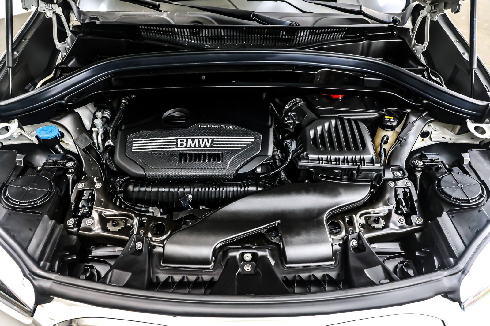 Used 2020 BMW X1 sDrive28i w/ Convenience Package image 11