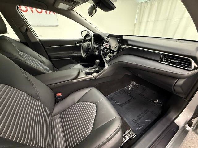Certified 2024 Toyota Camry SE FWD image 9