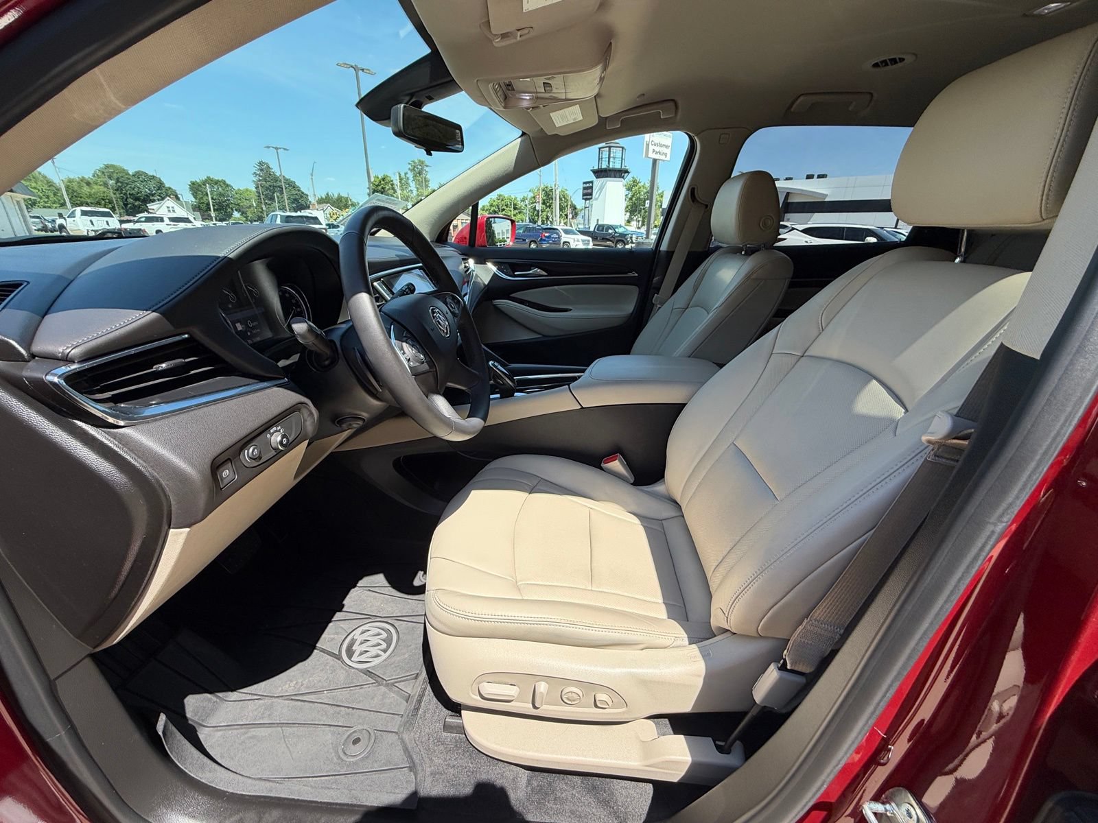 Used 2020 Buick Enclave Premium w/ Surround and Sites Package AWD/4WD image 10