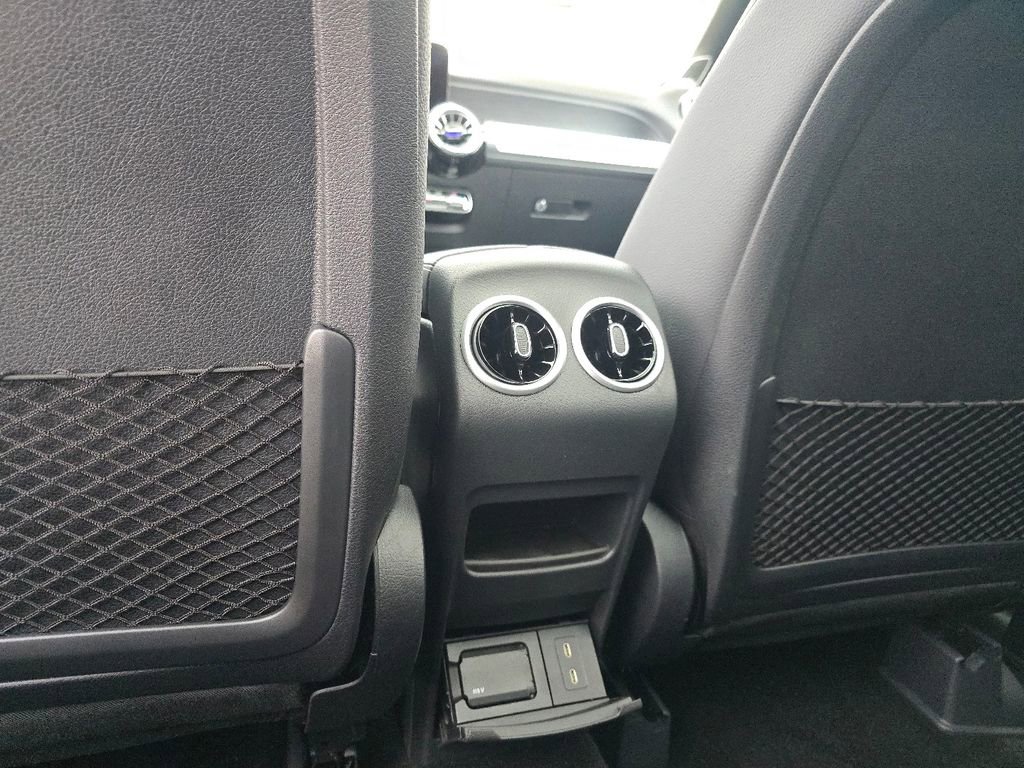 New 2026 Mercedes-Benz GLB 250 4MATIC image 26