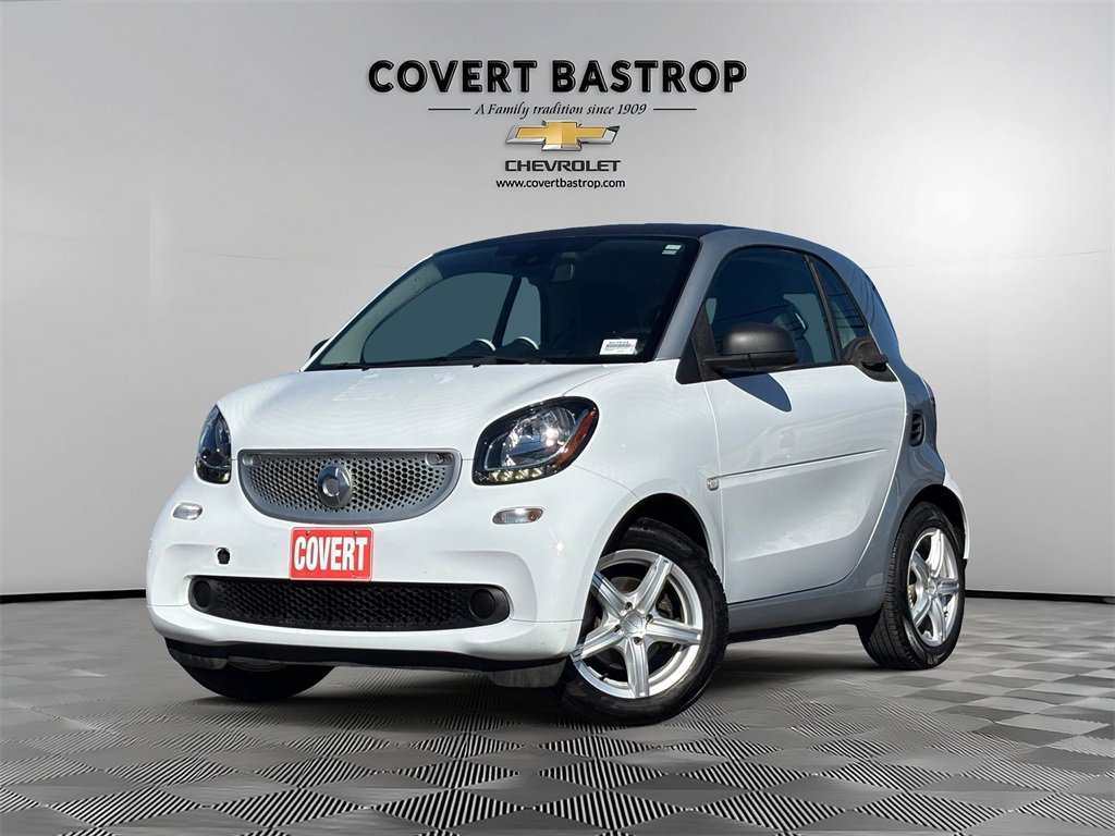 Used 2016 smart fortwo pure image 1