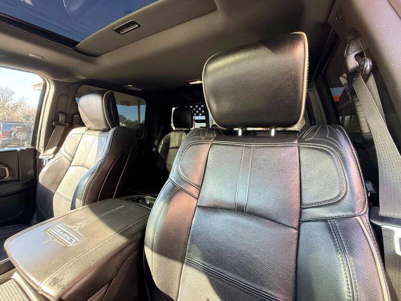 Used 2019 RAM 2500 Limited AWD/4WD image 32