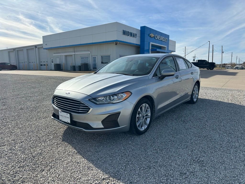 Used 2020 Ford Fusion SE image 8